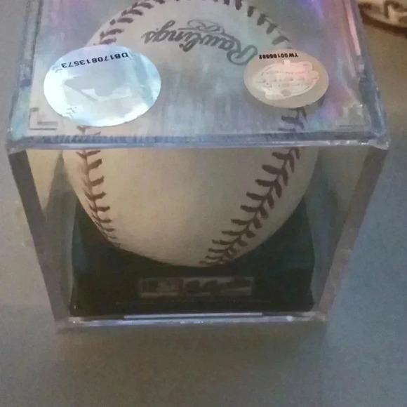 One "2003" real world series baseball in original box. NWT..collectable choice. - Picture 5 of 5